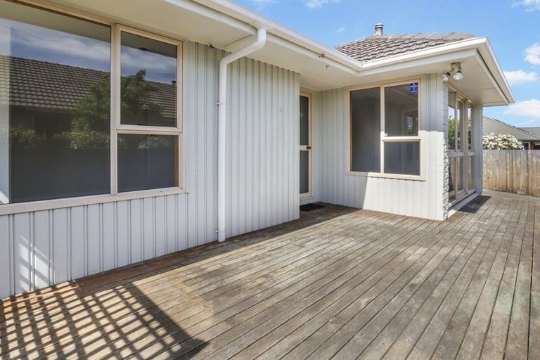 Photo of property in 15 Rosella Street, Broomfield, Christchurch, 8042