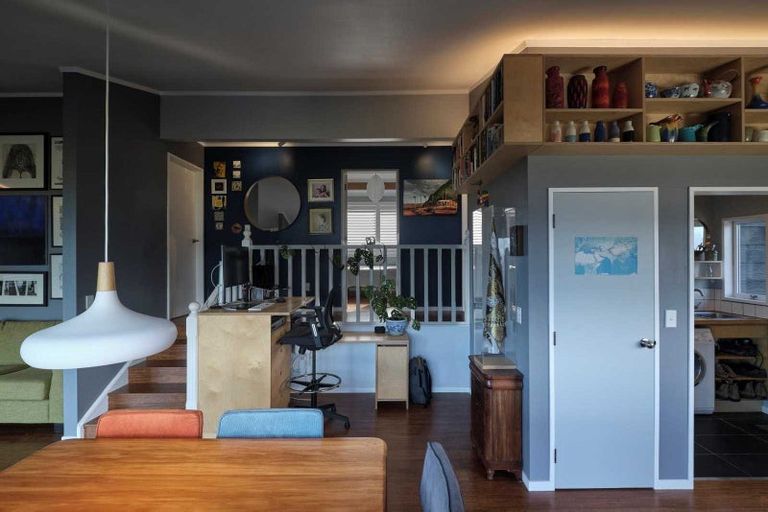 Photo of property in 2/7 Jasmine Grove, Maungaraki, Lower Hutt, 5010