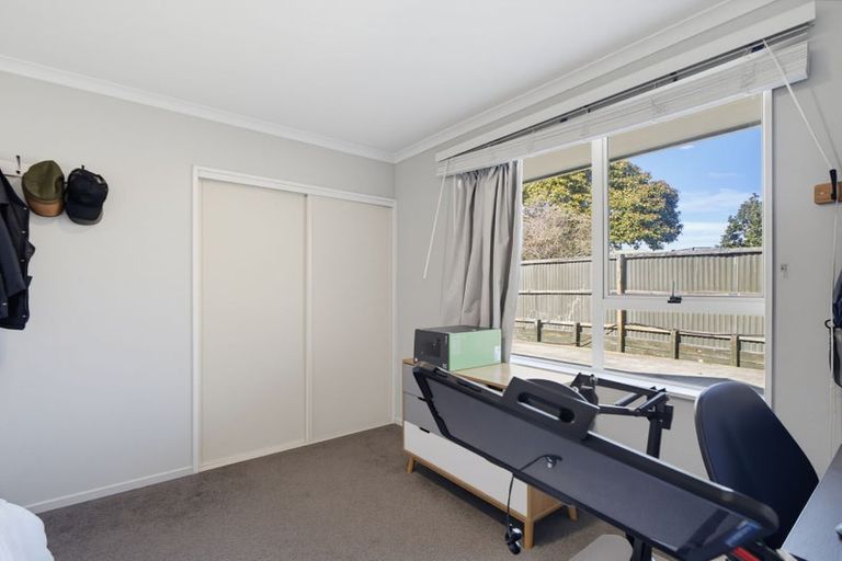 Photo of property in 5a Woodgrove Avenue, North New Brighton, Christchurch, 8083