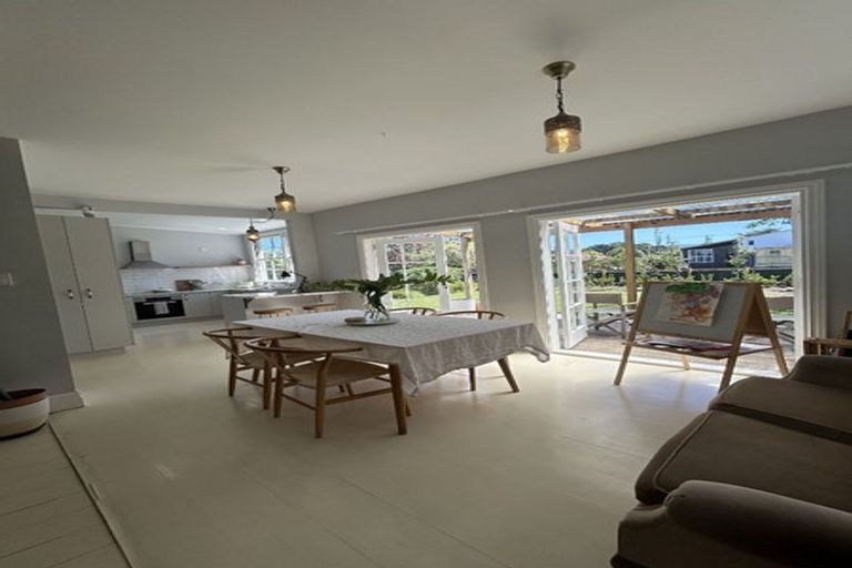 Photo of property in 36 Main Street, Greytown, 5712