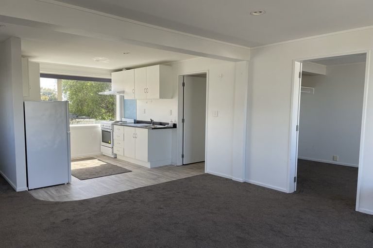 Photo of property in 3/7 Seaview Road, Northcote, Auckland, 0627