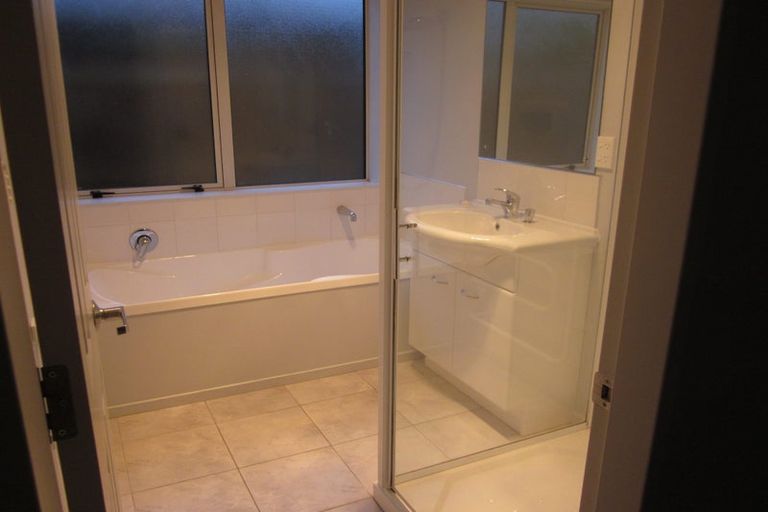 Photo of property in 32a Whitemans Road, Silverstream, Upper Hutt, 5019