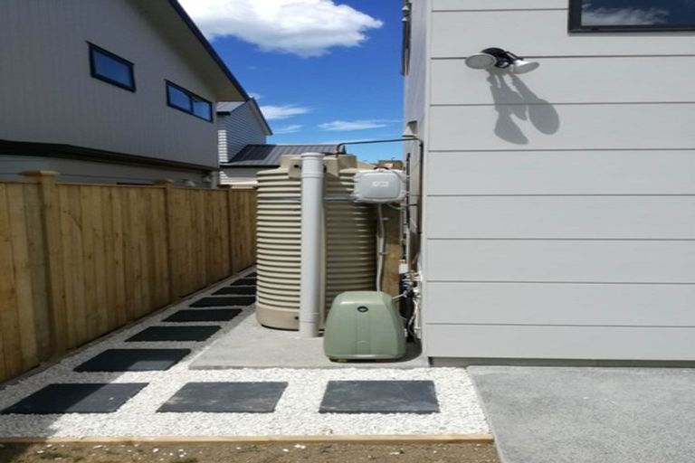 Photo of property in 10 Toia Lane, Silverdale, 0932