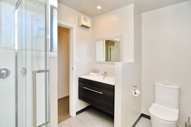 Photo of property in 77 Langdons Road, Papanui, Christchurch, 8053