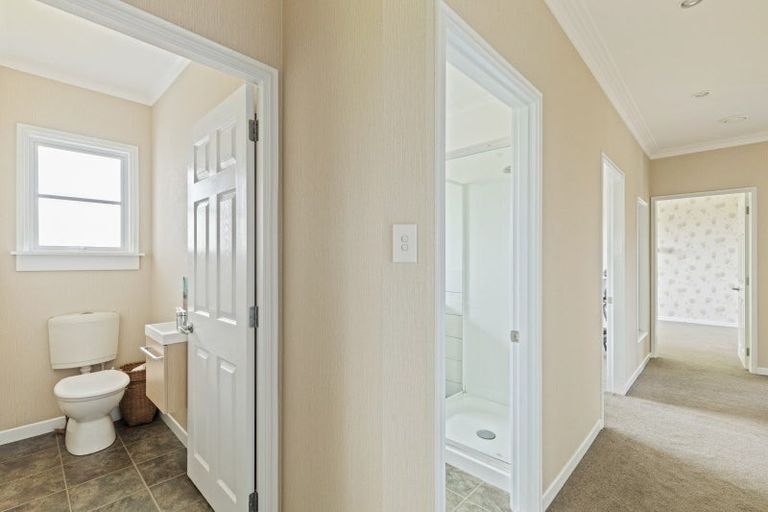 Photo of property in 737 Frankley Road, Hurworth, New Plymouth, 4371