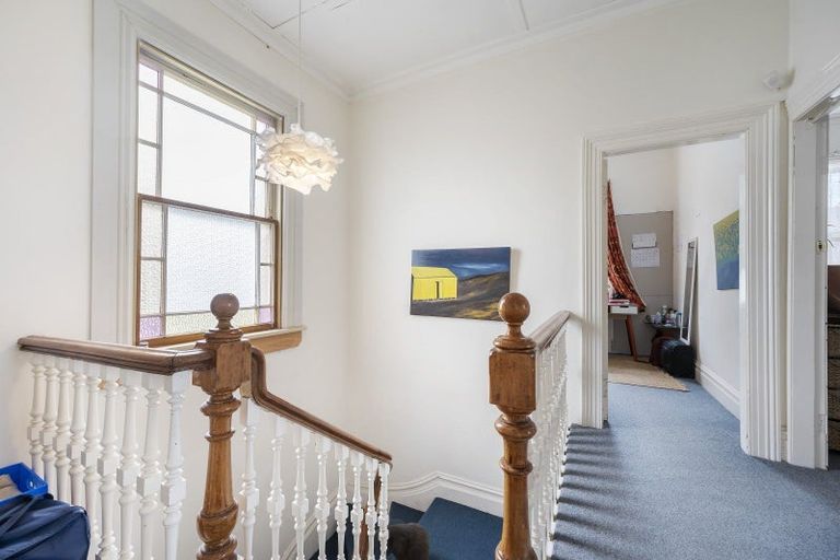 Photo of property in 54 Roxburgh Street, Mount Victoria, Wellington, 6011