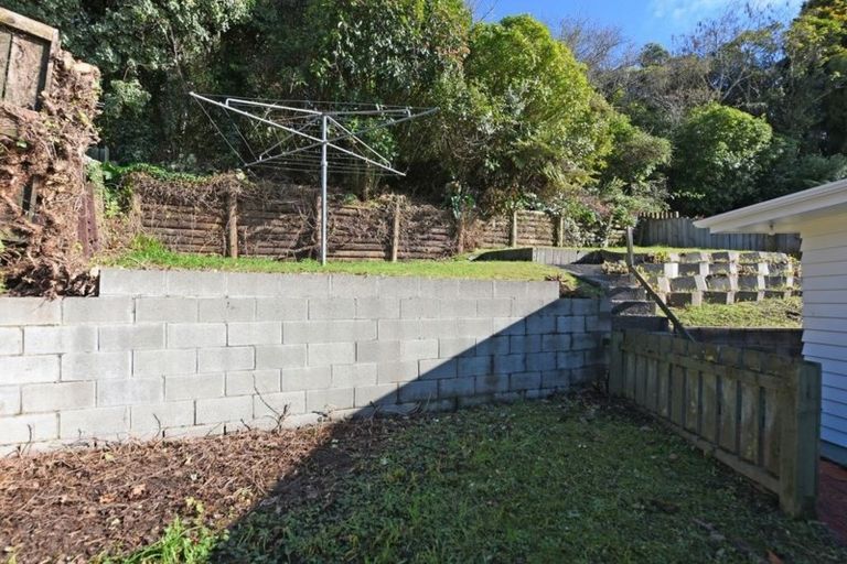Photo of property in 12 Deller Grove, Silverstream, Upper Hutt, 5019