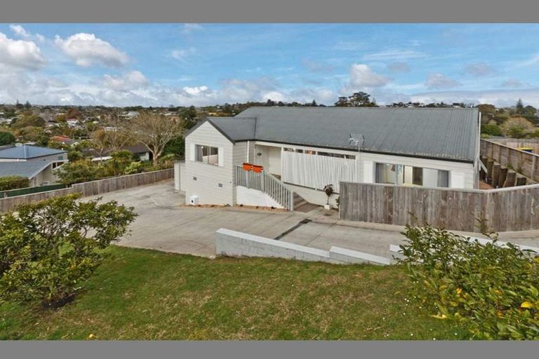 Photo of property in 20 Orton Street, Glenfield, Auckland, 0627