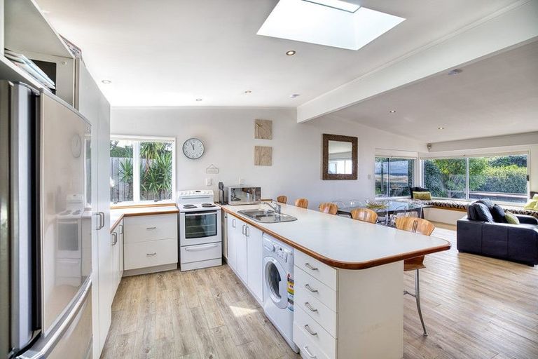 Photo of property in 4 Lincoln Street, Mangawhai Heads, Mangawhai, 0505