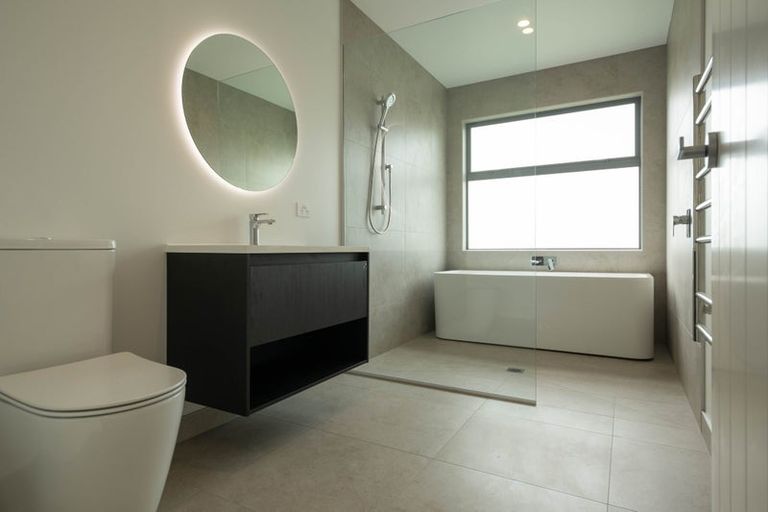 Photo of property in 32 Matau Crescent, Frimley, 4120