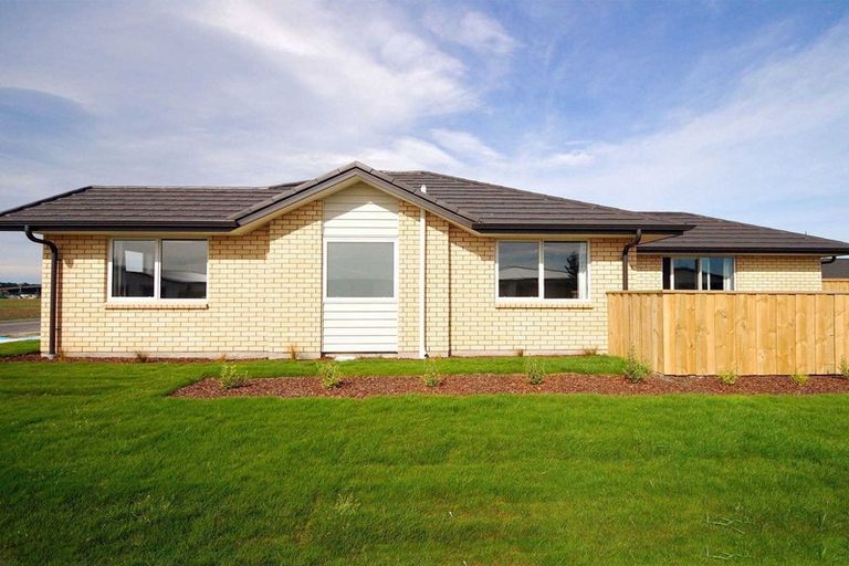 Photo of property in 39 Pakohe Street, Pegasus, 7612