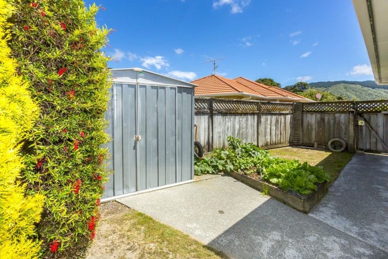 Photo of property in 8 Carlow Grove, Birchville, Upper Hutt, 5018