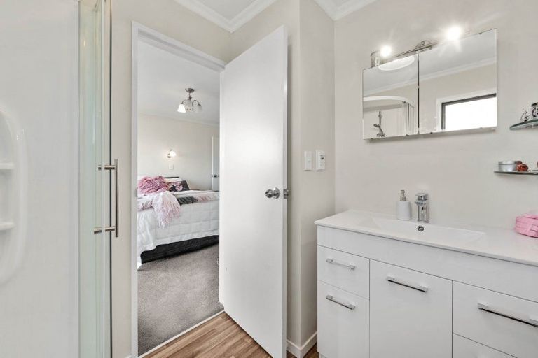 Photo of property in 25 Boundary Road, Waipahihi, Taupo, 3330