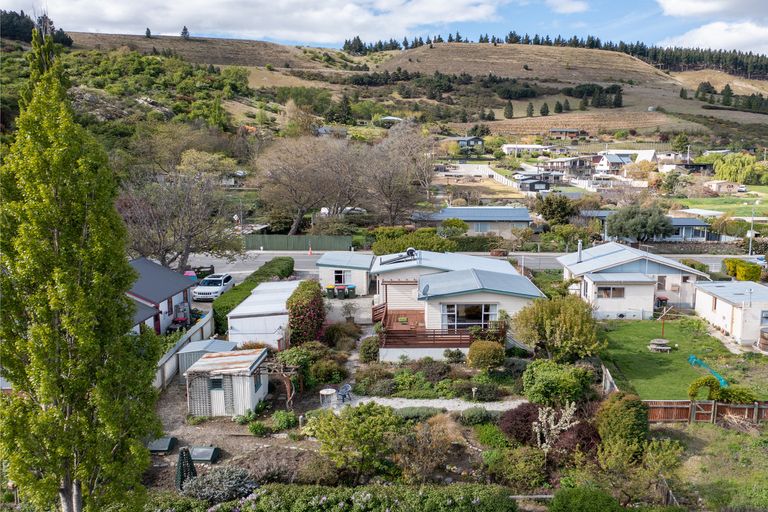 Photo of property in 5 Sunderland Street, Clyde, 9330