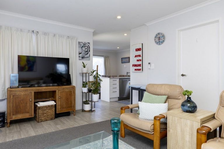 Photo of property in 24 Elizabeth Street, Tauhara, Taupo, 3330