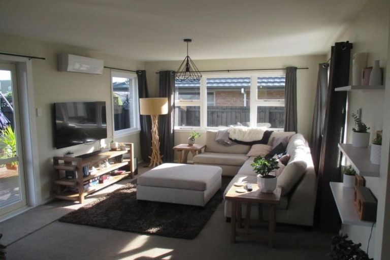 Photo of property in 2/9b Kirner Street, Burwood, Christchurch, 8083