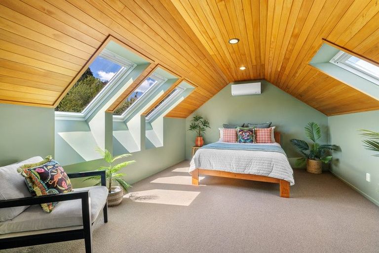 Photo of property in 22a Crosdale Place, Burnside, Christchurch, 8042