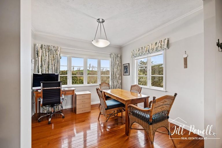 Photo of property in 13 View Street, Maungaturoto, 0520