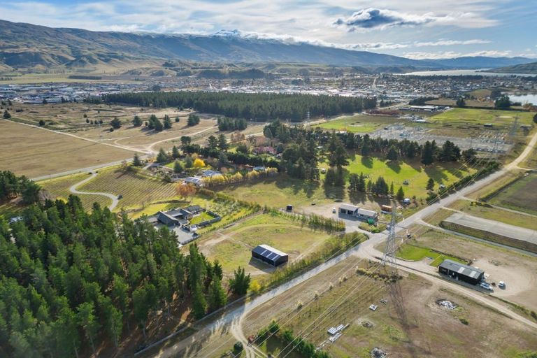 Photo of property in 112 Richards Beach Road, Cromwell, 9384