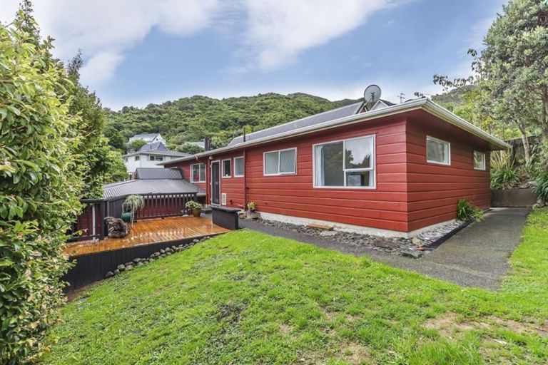 Photo of property in 6 Vasanta Avenue, Ngaio, Wellington, 6035