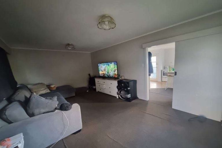 Photo of property in 7 Clematis Grove, Maungaraki, Lower Hutt, 5010