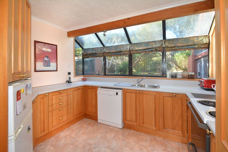 Photo of property in 10 Harbour Heights, Waverley, Dunedin, 9013