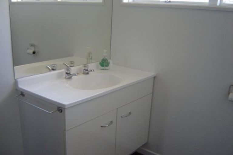 Photo of property in 520 Barbadoes Street, Edgeware, Christchurch, 8013