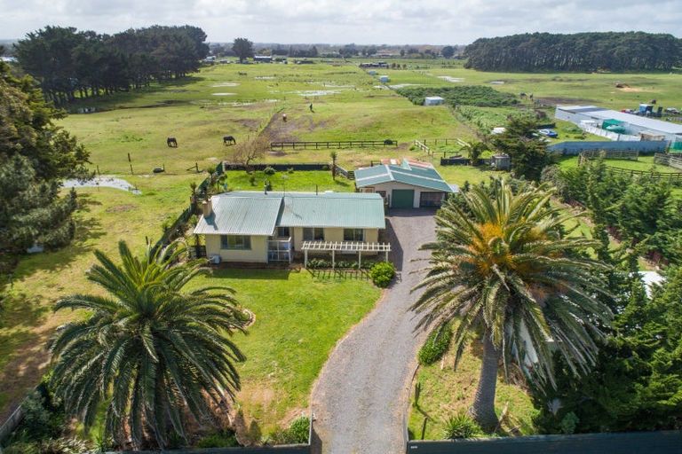 Photo of property in 2066 Tangimoana Road, Tangimoana, Palmerston North, 4473