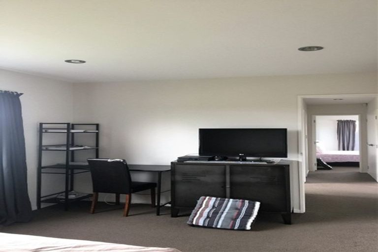 Photo of property in 397a Bucklands Beach Road, Bucklands Beach, Auckland, 2012