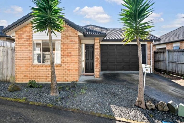 Photo of property in 11 Manning Rise, Flat Bush, Auckland, 2019