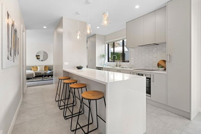 Photo of property in 20a Waterloo Street, Howick, Auckland, 2014