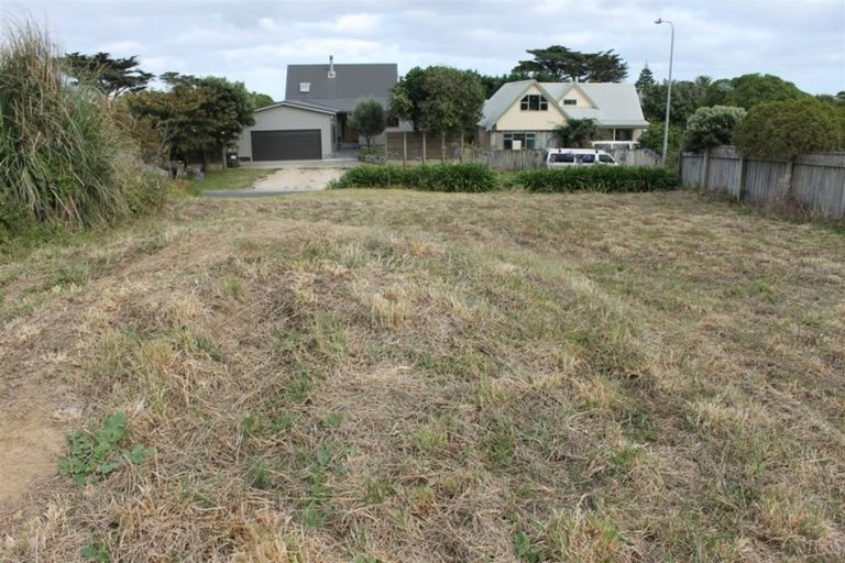 Photo of property in 66 Dixie Street, Te Horo Beach, Otaki, 5581