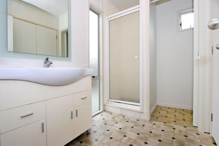 Photo of property in 2/134 Station Road, Papatoetoe, Auckland, 2025