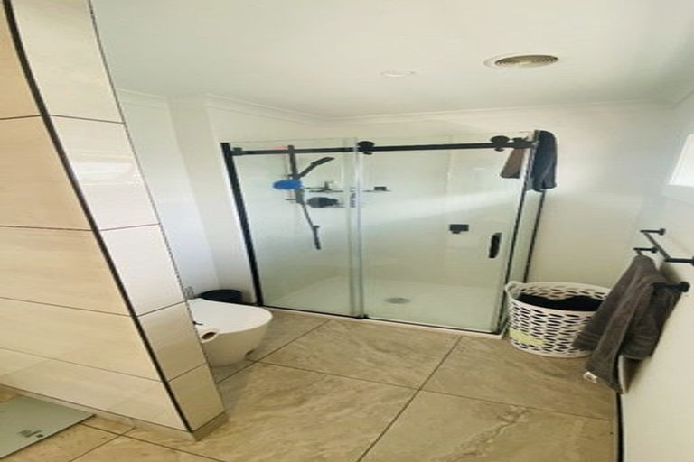 Photo of property in 43 Oxford Street, Lansdowne, Masterton, 5810