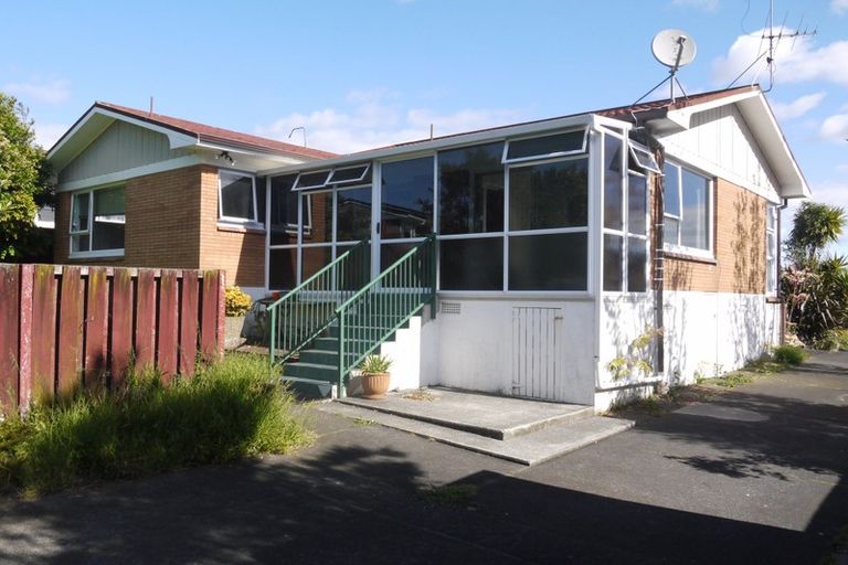 Photo of property in 11 Wells Road, Bucklands Beach, Auckland, 2012