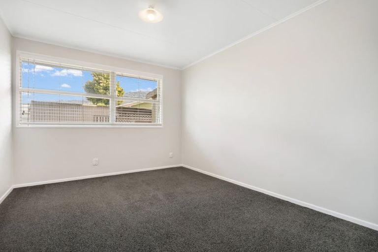 Photo of property in 14 Beryl Place, Pukehangi, Rotorua, 3015