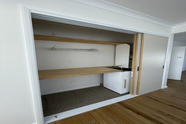 Photo of property in 25 Waimea Street, Westown, New Plymouth, 4310