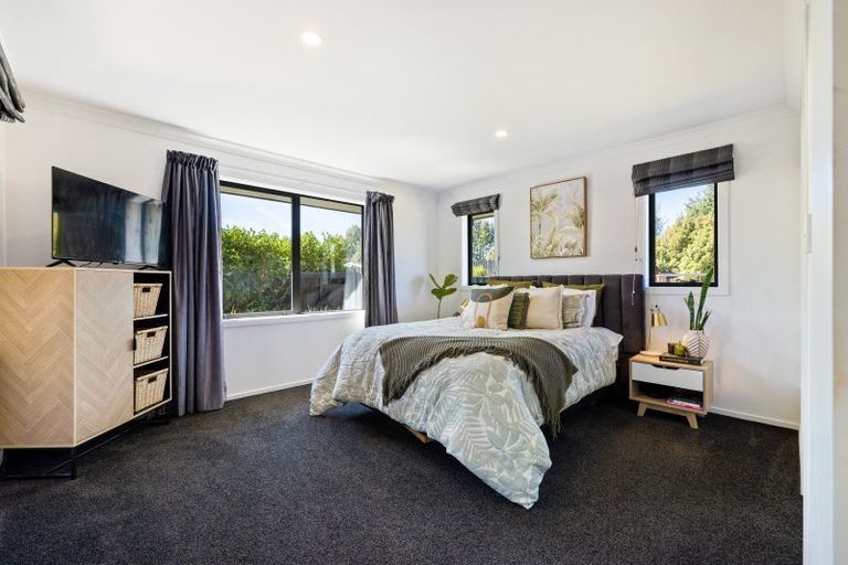 Photo of property in 83 Willowside Place, Amberley, 7410