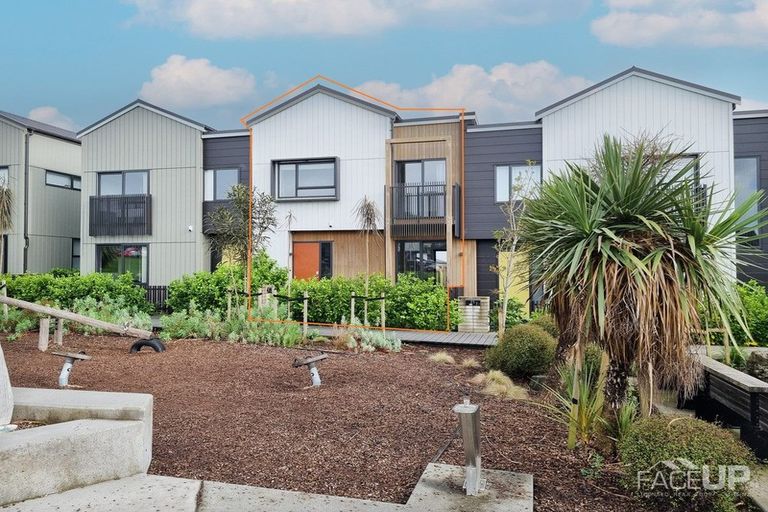 Photo of property in 3/25 Sidney Wallingford Way, Hobsonville, Auckland, 0616