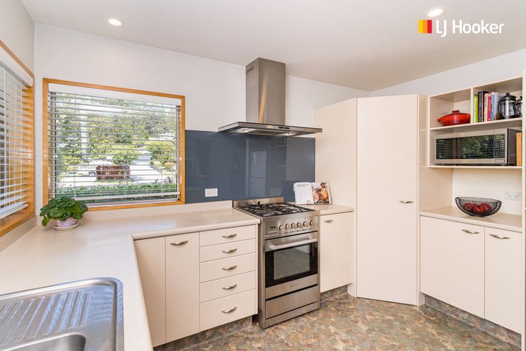 Photo of property in 8 Jaffray Drive, East Taieri, Mosgiel, 9024