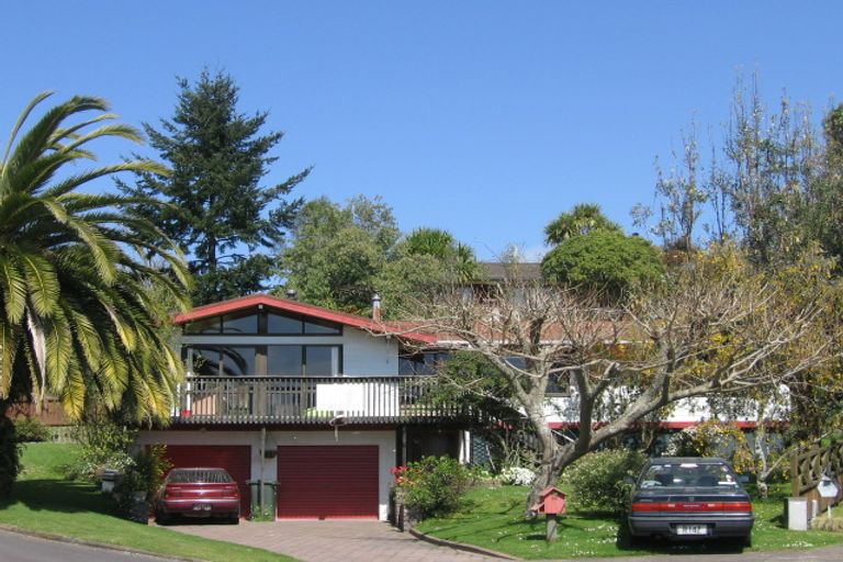 Photo of property in 36 Wychwood Crescent, Springfield, Rotorua, 3015