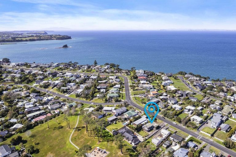 Photo of property in 20 Tiri Road, Manly, Whangaparaoa, 0930