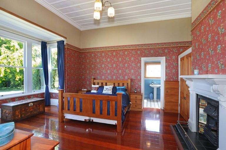 Photo of property in 84 Johnson Street, Bulls, 4818