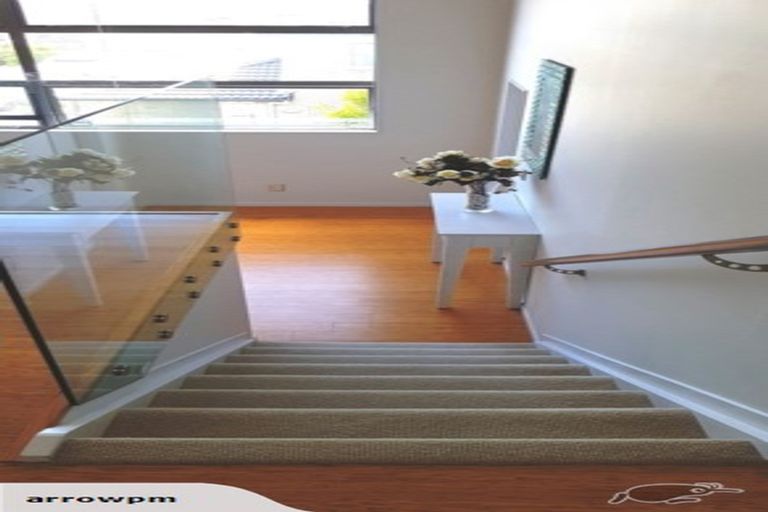 Photo of property in 34 Bur Oak Terrace, Schnapper Rock, Auckland, 0632