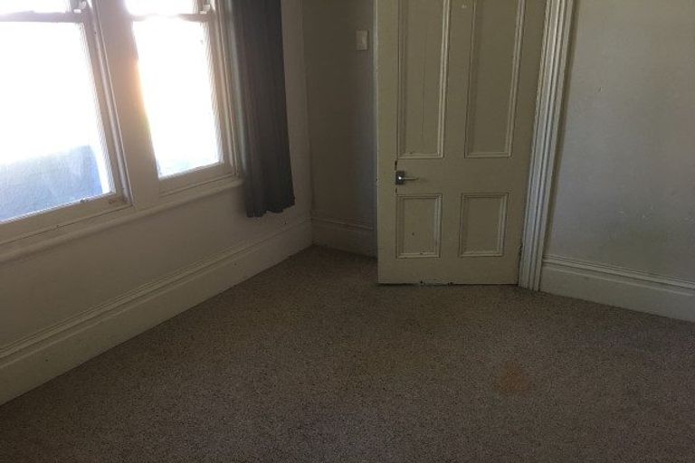 Photo of property in 5 Rolleston Street, Hokowhitu, Palmerston North, 4410