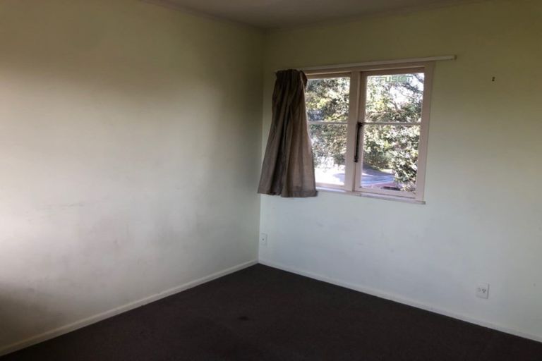 Photo of property in 572 Beach Road, Rothesay Bay, Auckland, 0630