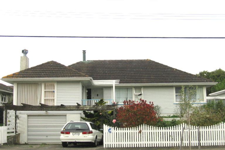 Photo of property in 150 Taita Drive, Avalon, Lower Hutt, 5011