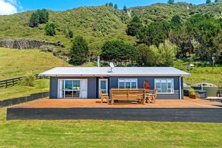 Photo of property in 490d East Cape Road, Te Araroa, Tikitiki, 4087