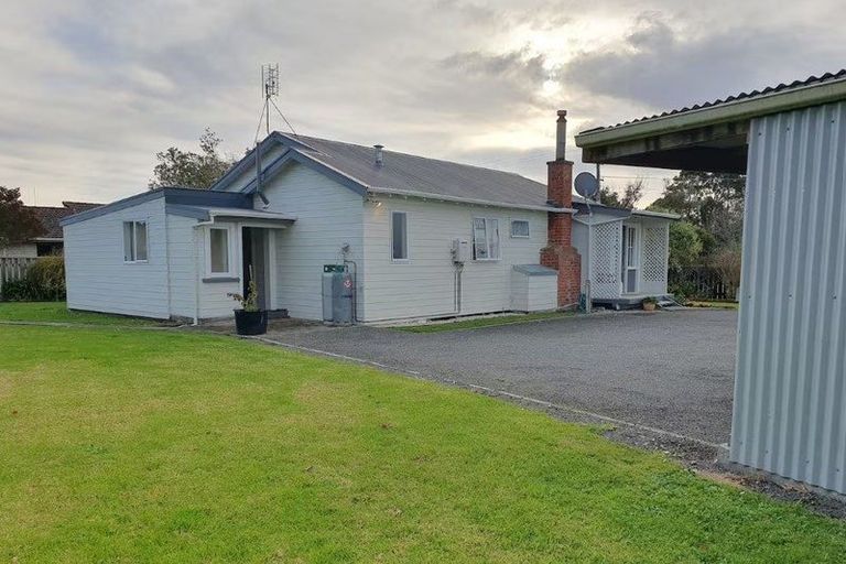 Photo of property in 8 Burtts Road, Durie Hill, Whanganui, 4500