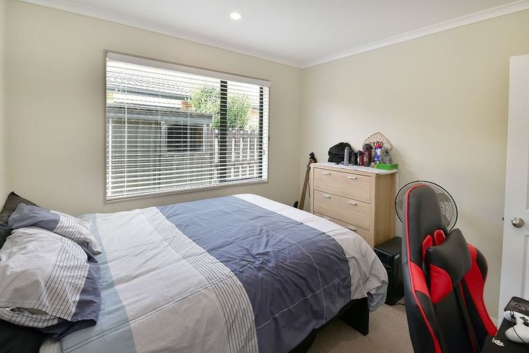 Photo of property in 39 Chic Gardens, Parakai, 0830